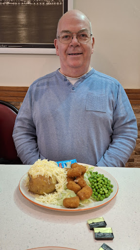 Photo of Poppins East Grinstead - 1-2 Queens Walk, East Grinstead RH19 4DW